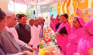 सरकार की योजनाओं का लाभ प्राप्त कर आमजन का सुधर रहा जीवन स्तर : पूर्व मंत्री लाखन सिंह