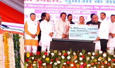 उत्तर प्रदेश का सामर्थ्य देख रही देश और दुनियाः योगी आदित्यनाथ