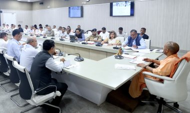वन ट्रिलियन डॉलर इकॉनमी के लिए जारी प्रयासों और परिणामों की मुख्यमंत्री ने की समीक्षा