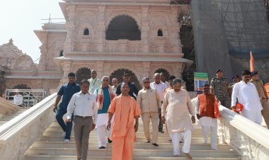 रामनवमी की तैयारियों का जायजा लेने अयोध्या पहुंचे मुख्यमंत्री