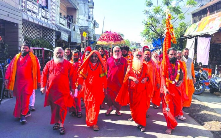 अखाड़े की जमात ने छावनी में किया प्रवेश