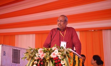 इंदिरा गांधी ने निषादराज गुहा के किला की खुदाई में मिला कीमती सामान लूटा : डॉ. संजय निषाद