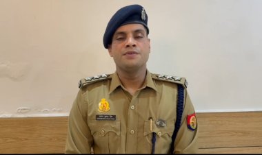 कलक्ट्रेट के सामने बोलेरो पेड़ से टकराई, दो युवकों की मौत