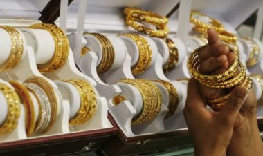 अमेरिका व चीन की तनातनी से शिखर पर पहुंचा सोना, चांदी की भी बढ़ी चमक