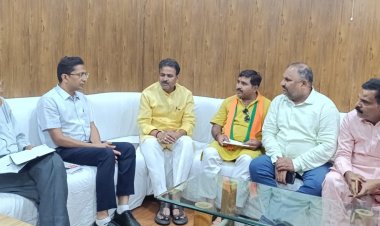 प्रयागराज में बारिश से पहले नाले-नालियों की सफाई तेज करने के निर्देश, महापौर ने बढ़ाई मैनपावर