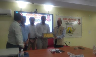 योग केवल भारतीय समाज को नहीं बल्कि सम्पूर्ण विश्व को जोड़ने वाला एक सांस्कृतिक सेतु है : कुलपति