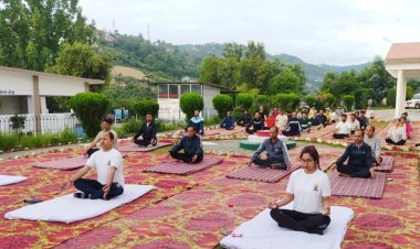 एक पृथ्वी, एक स्वास्थ्य" थीम पर मनाया गया 11वां अंतरराष्ट्रीय योग दिवस