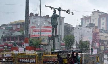 प्रयागराज समेत यूपी के कई जिलों में अचानक तेज़ हवाएं और बारिश: मौसम विभाग का अलर्ट!