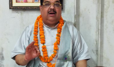 वास्तव में भगवान ही स्नेह का निर्वाह करना जानते हैं : पं. बृजेश पाठक रामायणी