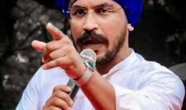 भीम आर्मी चीफ चंद्रशेखर आजाद बाबतपुर एयरपोर्ट से दिल्ली रवाना