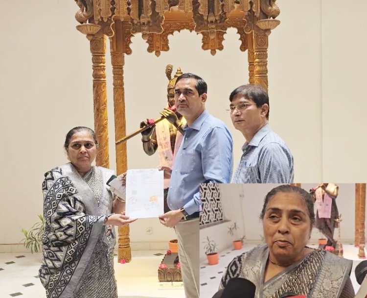 श्री बांकेबिहारी गलियारा परियोजना को मिला जनसमर्थन: एक गोस्वामी परिवार ने विकास के लिए स्वेच्छा से सौंपा अपना भवन
