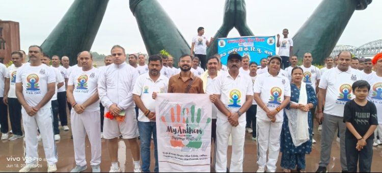 योग सप्ताह: बारिश भी नहीं डिगा पाई सीआरपीएफ जवानों का हौसला