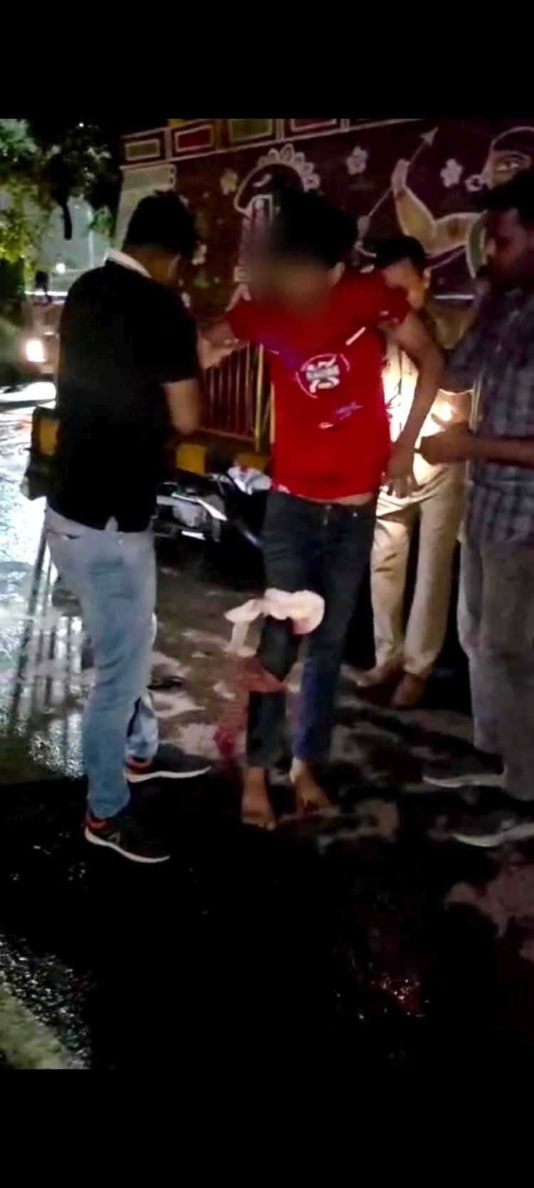 प्रयागराज: रेस्टोरेंट में बमबारी करने वाले दो शातिर बदमाश पुलिस मुठभेड़ में गिरफ्तार, एक घायल