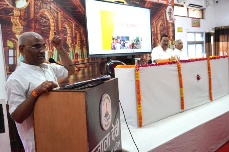 साक्षात्कार व वाद-विवाद से होगा भैया-बहनों की भाषा शैली का विकास : शेषधर द्विवेदी