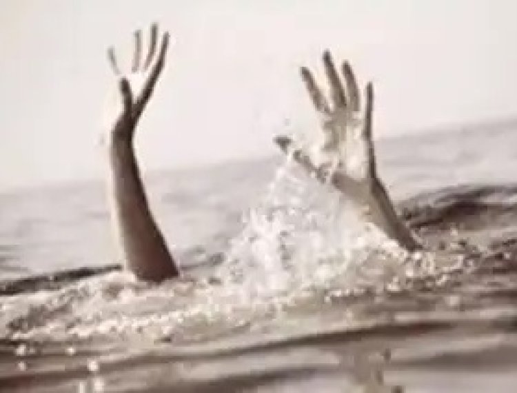 गंगा स्नान के दौरान संगम में डूबी किशोरी, तलाश जारी