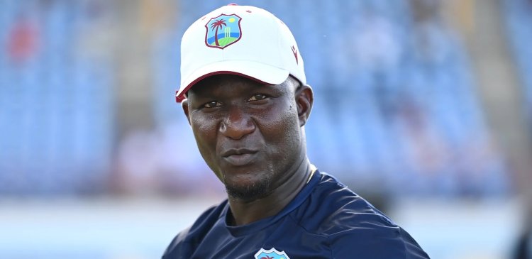 अंपायर के फैसले पर आपत्ति जताई तो आईसीसी ने वेस्टइंडीज के कोच डेरेन सैमी पर लगाया जुर्माना