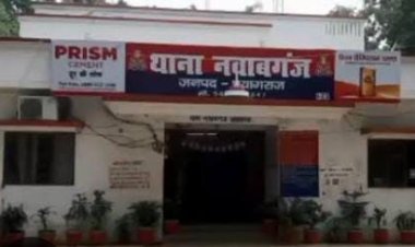 डीसीएम और ट्रक की भीषण टक्कर में खलासी की दर्दनाक मौत, डीसीएम चालक जख्मी प्रयागराज में न्यू परिवार ढाबा के समीप हुआ हादसा, पुलिस ने शुरू की जांच