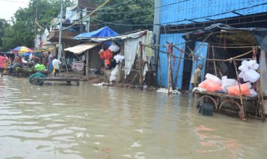 प्रयागराज में बाढ़ की आहट, सक्रिय हुआ प्रशासन, कई गांव में पहुंचा पानी
