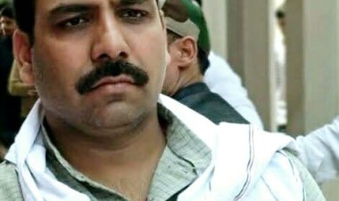 दालमंडी क्षेत्र में चल रहे सड़क चौड़ीकरण अभियान के विरोध में उतरी कांग्रेस