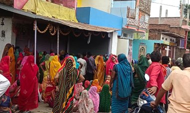 इकलौते बेटे ने फांसी लगाकर दी जान, पत्नी की चीख से मचा कोहराम