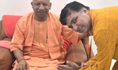 सीएम योगी ने विधायक हर्षवर्धन बाजपेई को दी अग्रिम जन्मदिन की बधाई