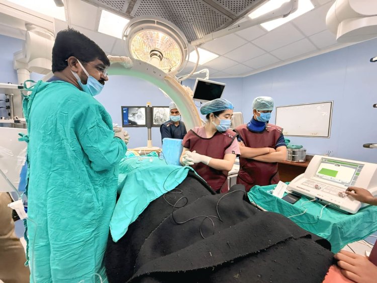 प्रयागराज के स्वरूप रानी नेहरू अस्पताल में रेडियोफ्रीक्वेंसी एब्लेशन तकनीक से ट्राईजेमिनल न्यूराल्जिया का सफल उपचार