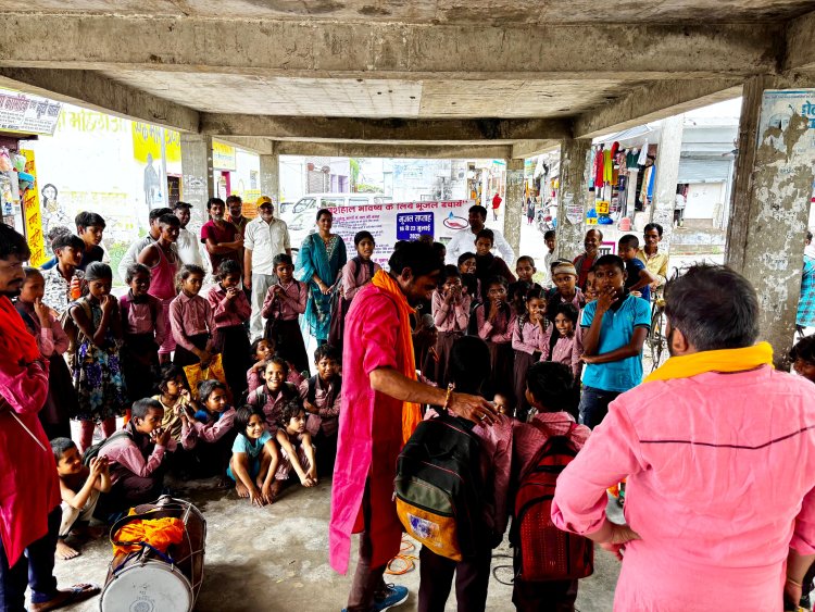 जल संरक्षण के प्रति जन जागरूकता: कानपुर में नुक्कड़ नाटक और रैली का आयोजन