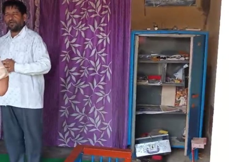 मीरजापुर में चोरों का तांडव: तीन दुकानों से तीन लाख से ज्यादा का माल पार