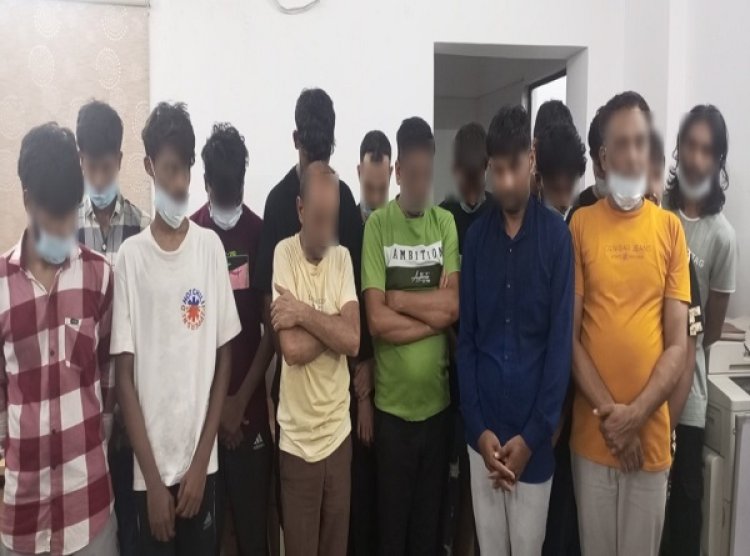 लखनऊ : फर्जी बेटिंग गेमिंग से ठगी करने वाले गिरोह के 16 अपराधी गिरफ्तार