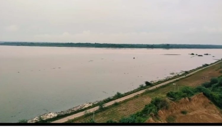 फिर बढ़ा यमुना चंबल का जलस्तर, किनारे बसे गांवों में दहशत, प्रशासन अलर्ट मोड पर