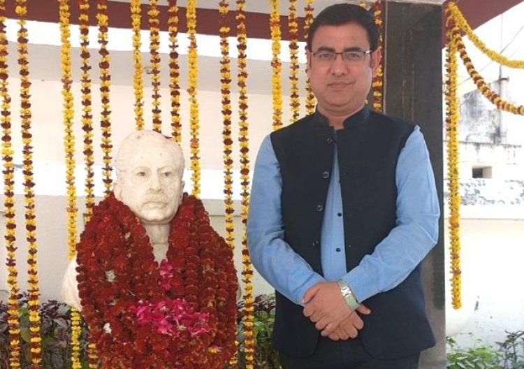 डाककर्मी के पुत्र मुंशी प्रेमचंद ने लिखी साहित्य की नई इबारत : कृष्ण कुमार यादव