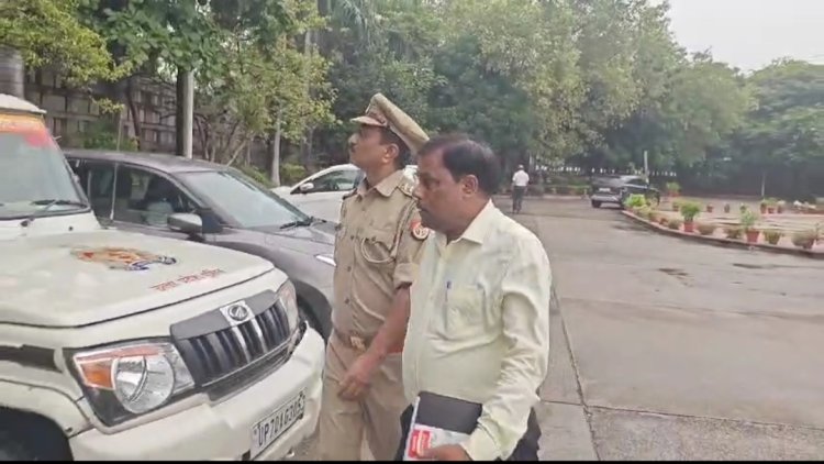 समाज कल्याण विभाग के मंत्री के निजी सचिव पर छेड़छाड़ का आरोप, केस दर्ज