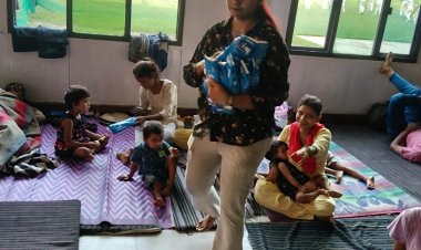 बाढ़ राहत शिविरों में 3000 से अधिक सेनेटरी किट वितरित