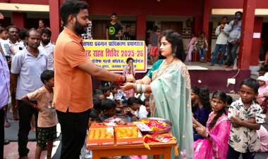 बाढ़ प्रभावित शिविर में मनाया गया रक्षाबंधन , बहनों ने भाई के कलाई पर बांधा रक्षा सूत्र