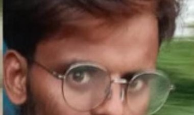 डीसीएम ने बाइक सवार दाेस्ताें काे राैंदा, एक की मौत