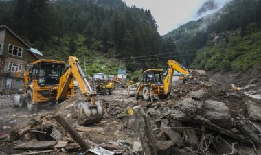 किश्तवाड़ में एक महिला का शव बरामद, बादल फटने की घटना में मरने वालों की संख्या 64 हुई