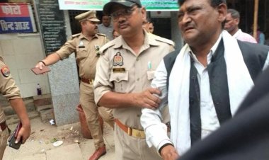 वाराणसी कचहरी में दो फर्जी अधिवक्ता गिरफ्तार, पहचान पत्र न दिखा पाने पर हुई कार्रवाई