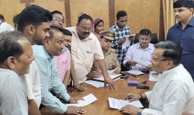 अधिकारी जन समस्याओं की न करें अनदेखी : पर्यटन मंत्री