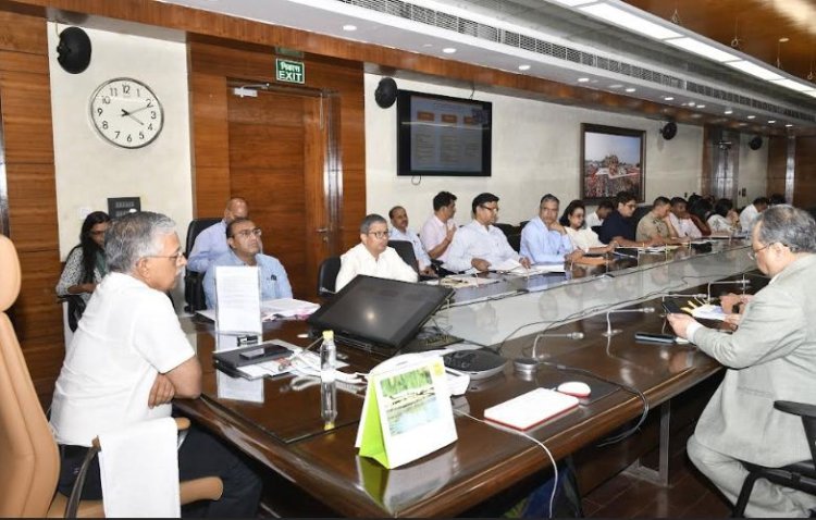 मुख्य सचिव ने की बाढ़ग्रस्त क्षेत्रों में राहत एवं बचाव कार्यों की समीक्षा