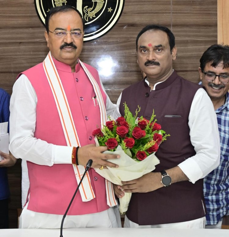 भारत न किसी से डरता है न किसी को डराता है : केशव प्रसाद मौर्य