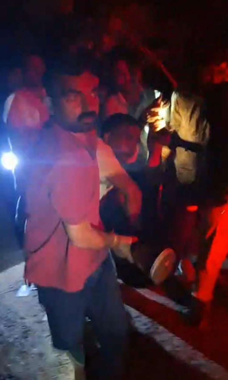 प्रयागराज: एसटीएफ से मुठभेड़ में शातिर अपराधी ढेर,एके-47 राइफल व 9 एमएम पिस्टल बरामद