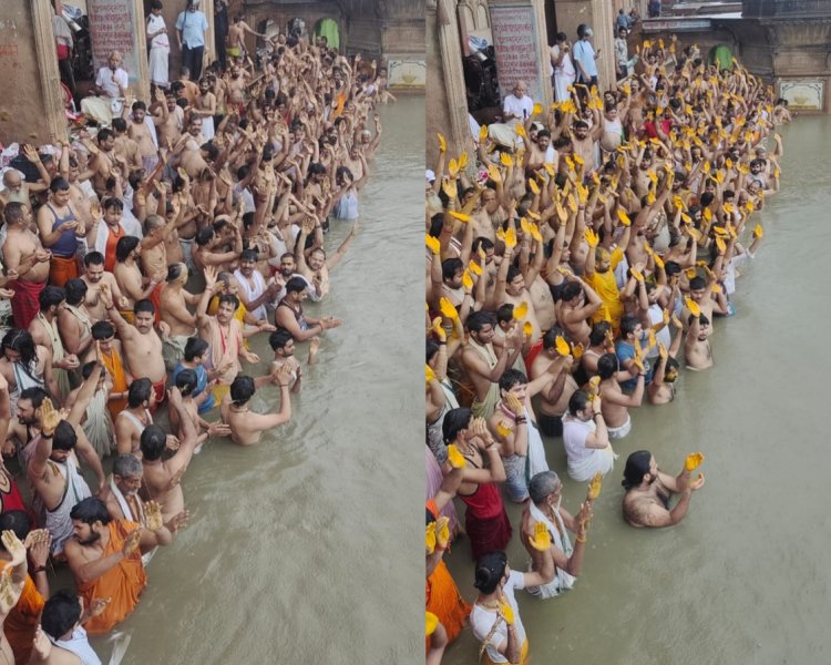 मथुरा : ब्राह्मणों ने किया श्रावणी उपाकर्म पूजा के साथ सप्त ऋषि एवं यज्ञोपवीत पूजन