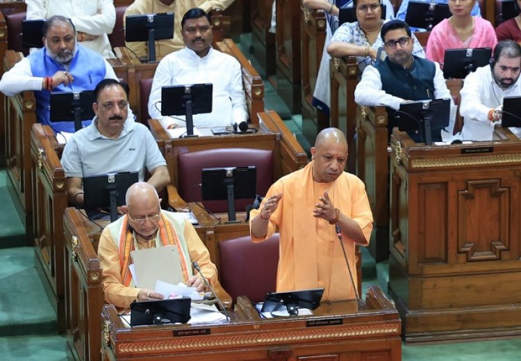 सपा विधायकों के हंगामे के चलते विधानसभा कार्यवाही कल तक के लिए स्थगित