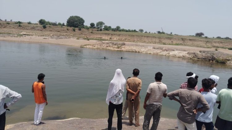 यमुना नदी में विवाहिता की कूदने की आशंका, एनडीआरएफ की टीम ने चलाया अभियान