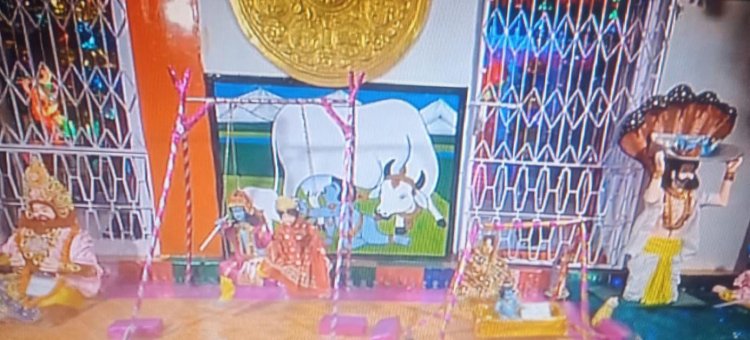 श्रीकृष्ण जन्मोत्सव को लेकर सजे मंदिर व थाने