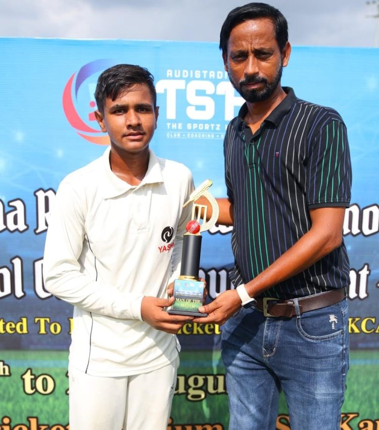 विशेष अग्निहोत्री के शतक से डीपीएस आजादनगर ने दर्ज की 185 रनों से धमाकेदार जीत