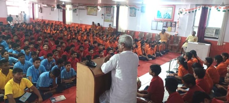 संस्कृति केवल हमारी परम्परा नहीं, बल्कि हमारी पहचान है : शेषधर द्विवेदी