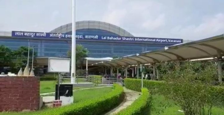 वाराणसी एयरपोर्ट पर विदेशी यात्री के पास से सेटेलाइट फोन बरामद, हड़कम्प