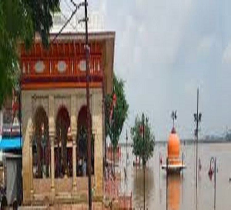 प्रयागराज वासियों को राहत भरी खबर, घट रहा है गंगा यमुना का जलस्तर