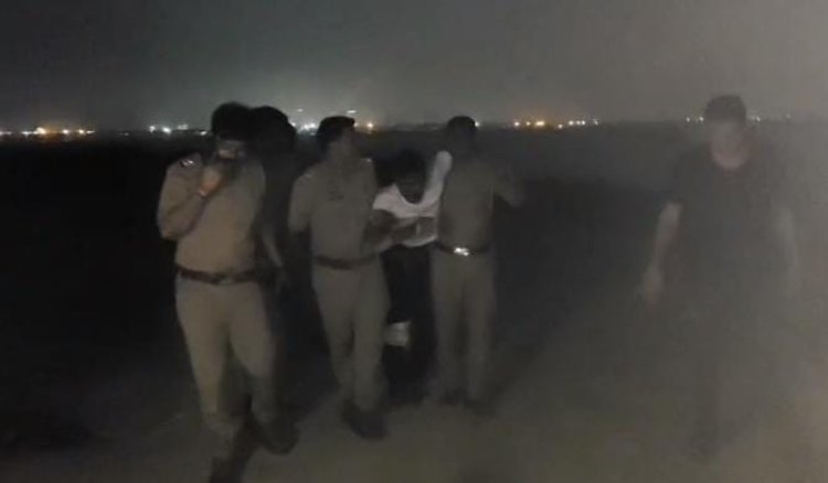 मुठभेड़ में 25 हजार का इनामी गोली लगने से घायल